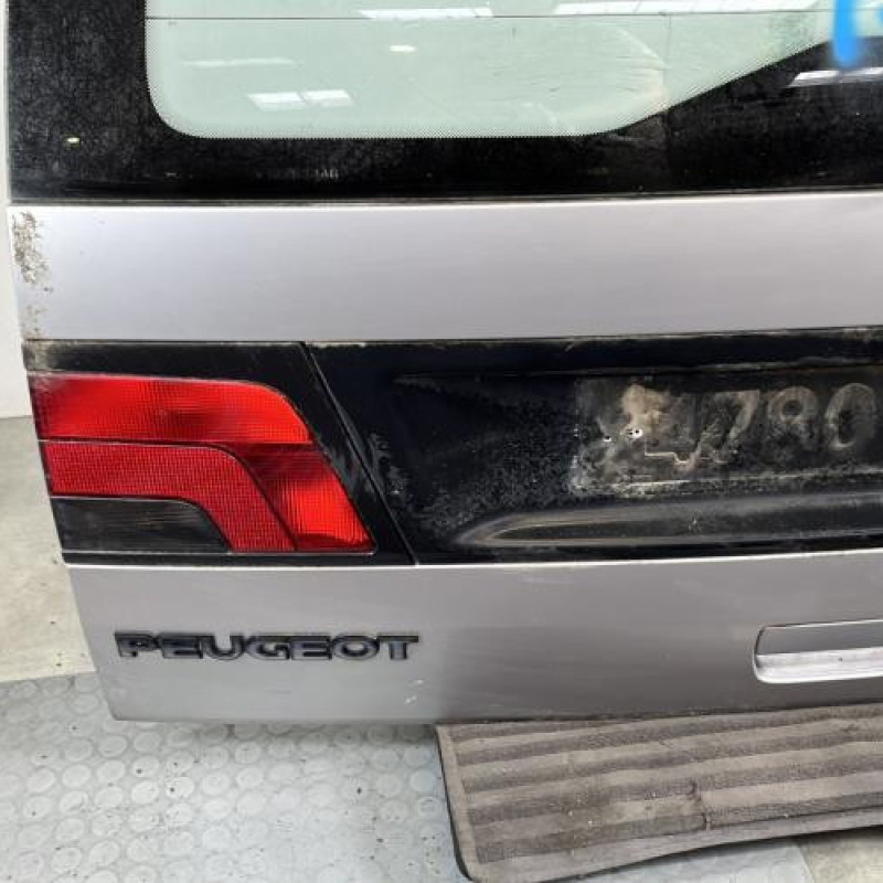 Malle/Hayon arriere PEUGEOT 806 Photo n°6