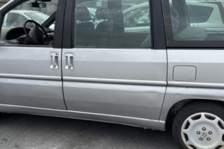 Porte avant droit PEUGEOT 806