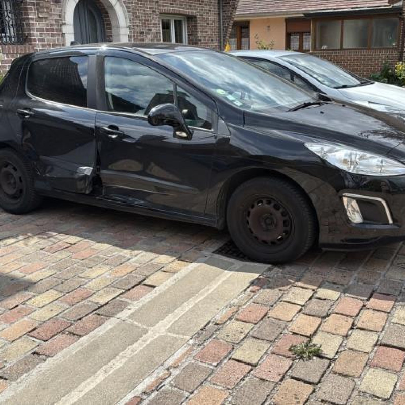 Armature avant, Masque avant PEUGEOT 308 1 Photo n°6