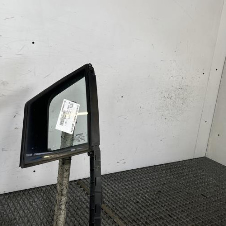 Custode avant gauche (porte) RENAULT CAPTUR 1