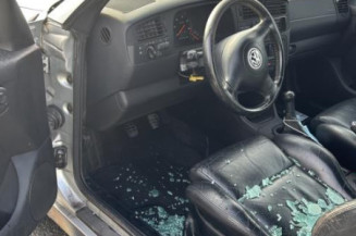 Calandre VOLKSWAGEN GOLF 4