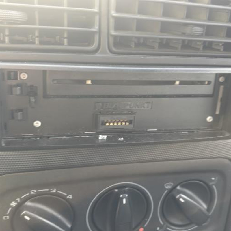 Calandre VOLKSWAGEN GOLF 4 Photo n°19