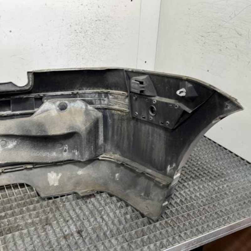 Pare choc arriere VOLKSWAGEN GOLF 4 Photo n°4