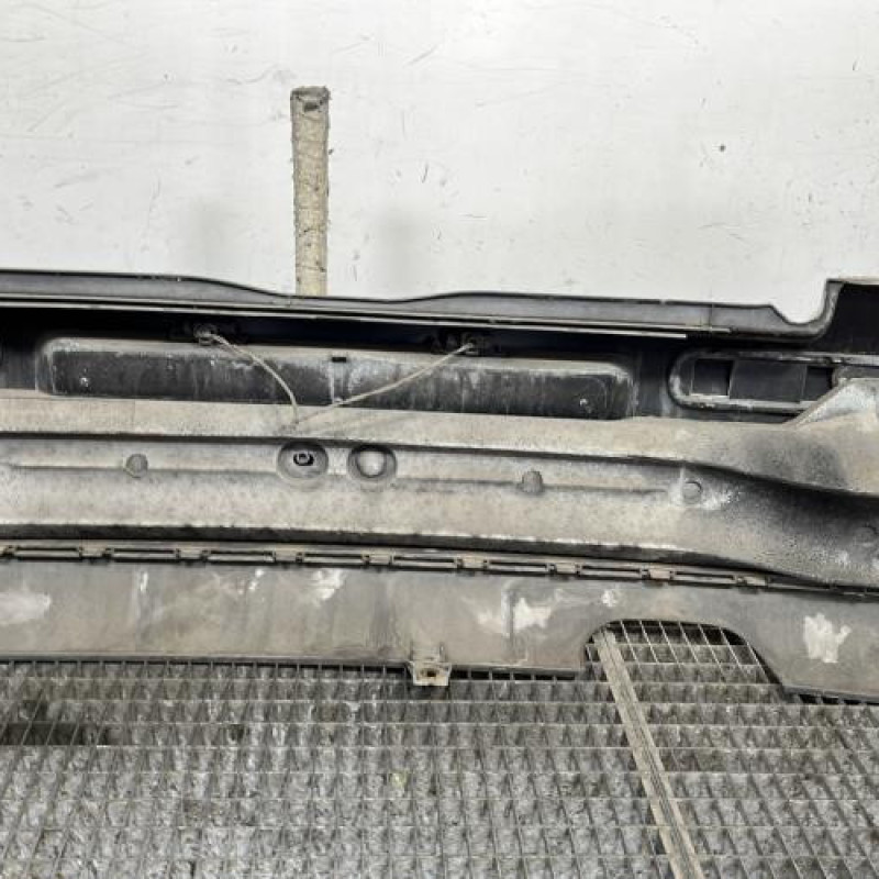 Pare choc arriere VOLKSWAGEN GOLF 4 Photo n°5