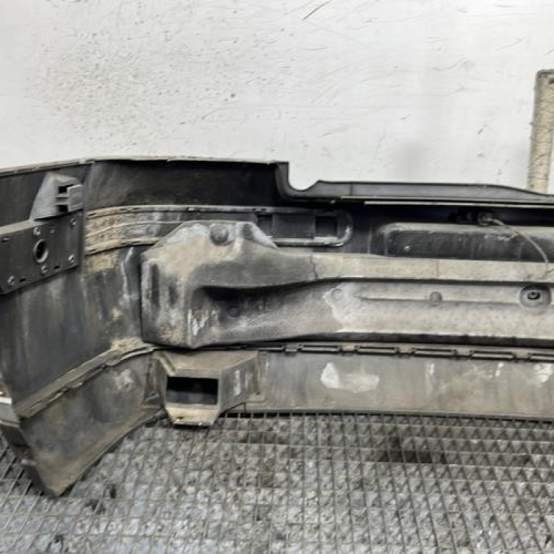Pare choc arriere VOLKSWAGEN GOLF 4 Photo n°6