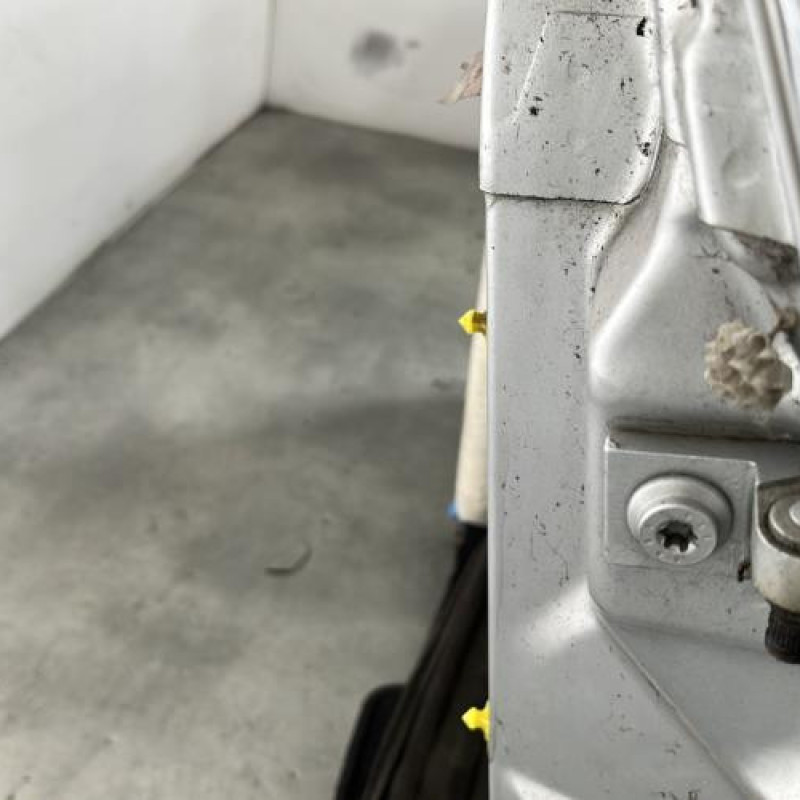 Porte avant gauche VOLKSWAGEN GOLF 4 Photo n°2