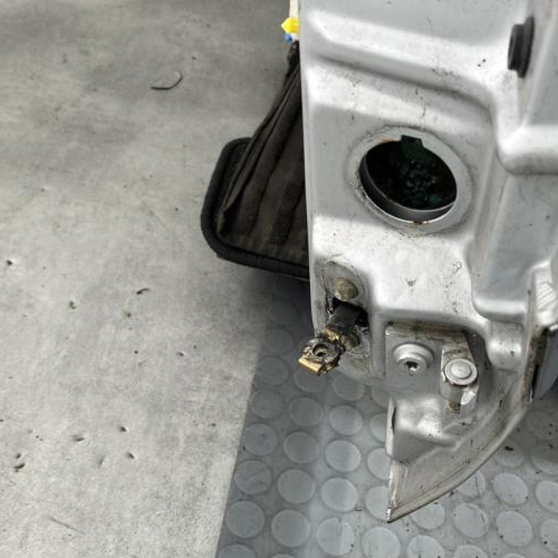 Porte avant gauche VOLKSWAGEN GOLF 4 Photo n°3