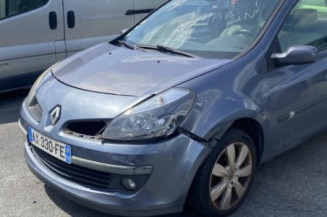 Custode arriere gauche RENAULT CLIO 3
