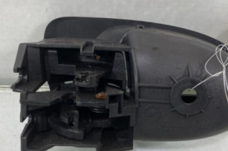 Poignee interieur arriere droit TOYOTA YARIS 2