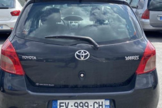 Poignee interieur arriere droit TOYOTA YARIS 2