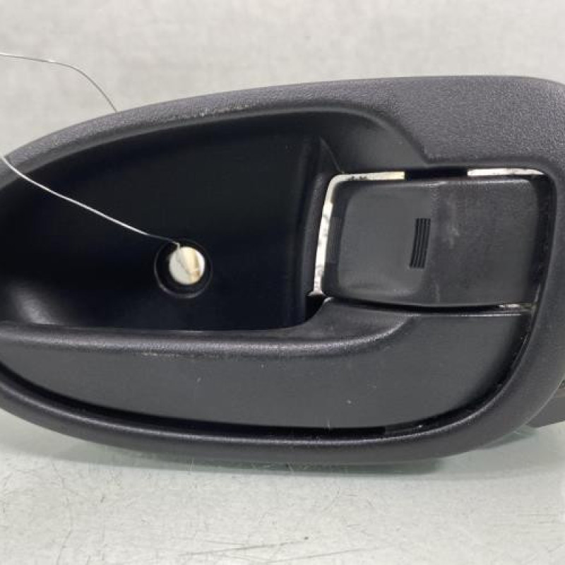 Poignee interieur avant droit TOYOTA YARIS 2 Photo n°1