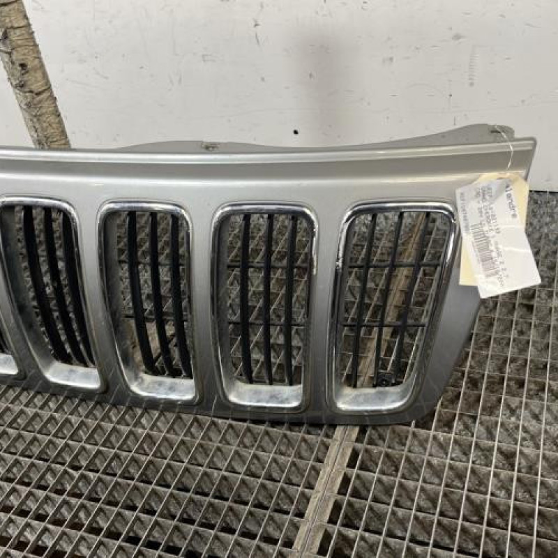 Calandre JEEP GRAND CHEROKEE 1 Photo n°3