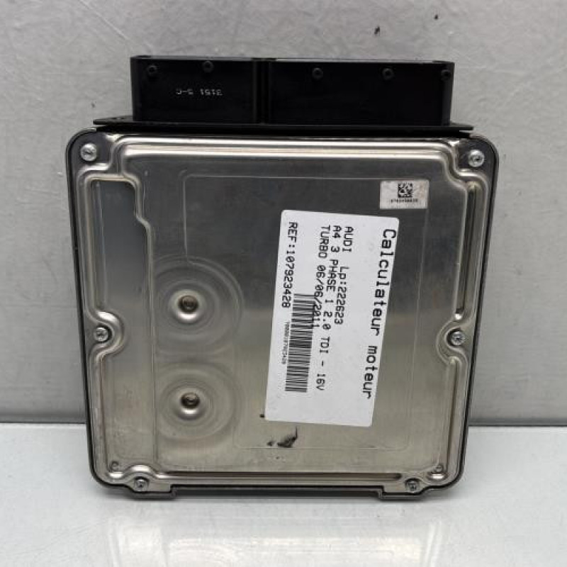 Calculateur moteur AUDI A4 3 Photo n°4
