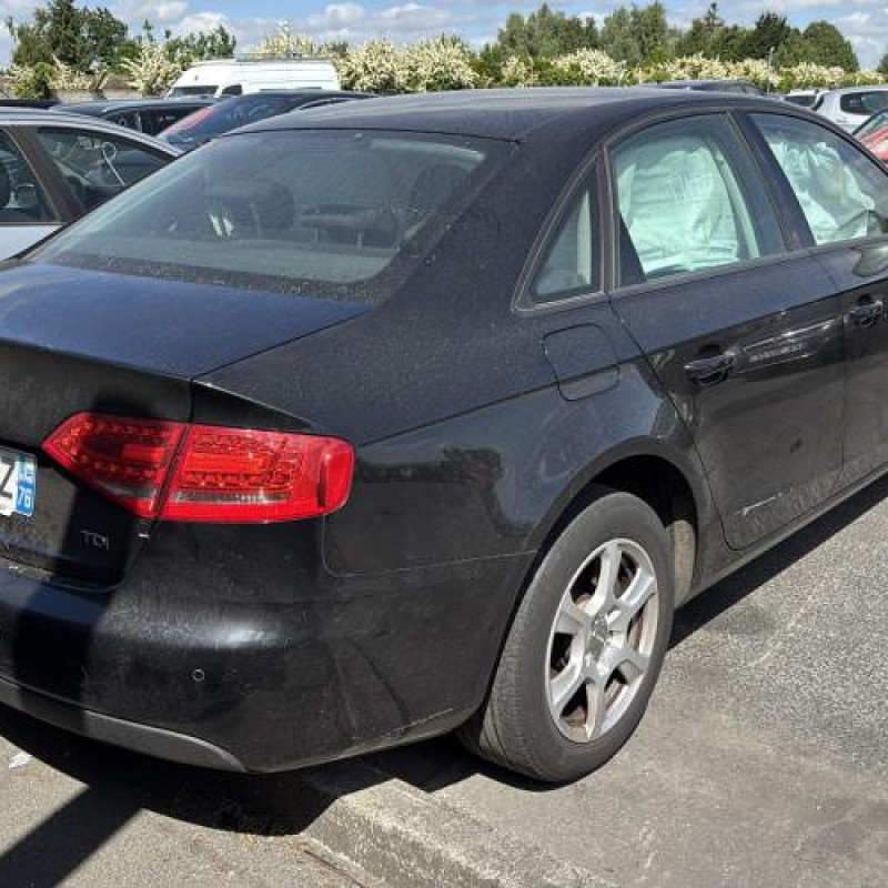 Calculateur moteur AUDI A4 3 Photo n°7