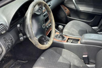 Aile avant droit MERCEDES CLASSE C 203