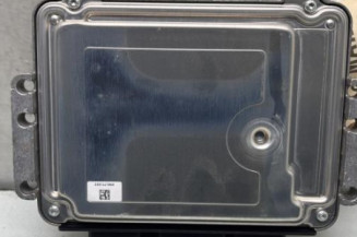 Calculateur moteur PEUGEOT 308 1
