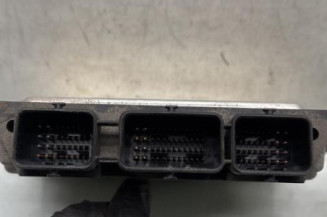 Calculateur moteur PEUGEOT 308 1