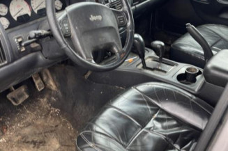 Pare choc avant JEEP GRAND CHEROKEE 1