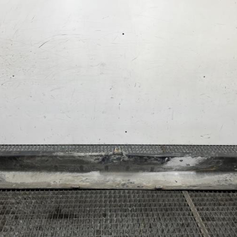 Pare choc arriere RENAULT TRAFIC 2 Photo n°4