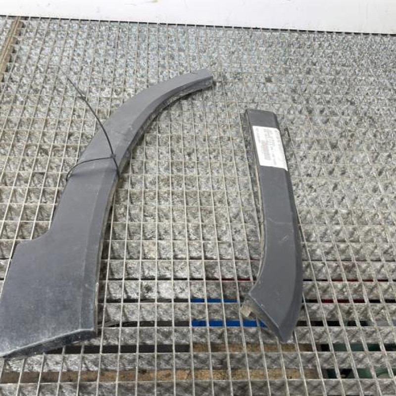 Extension d'aile arriere droit JEEP CHEROKEE 4 Photo n°1