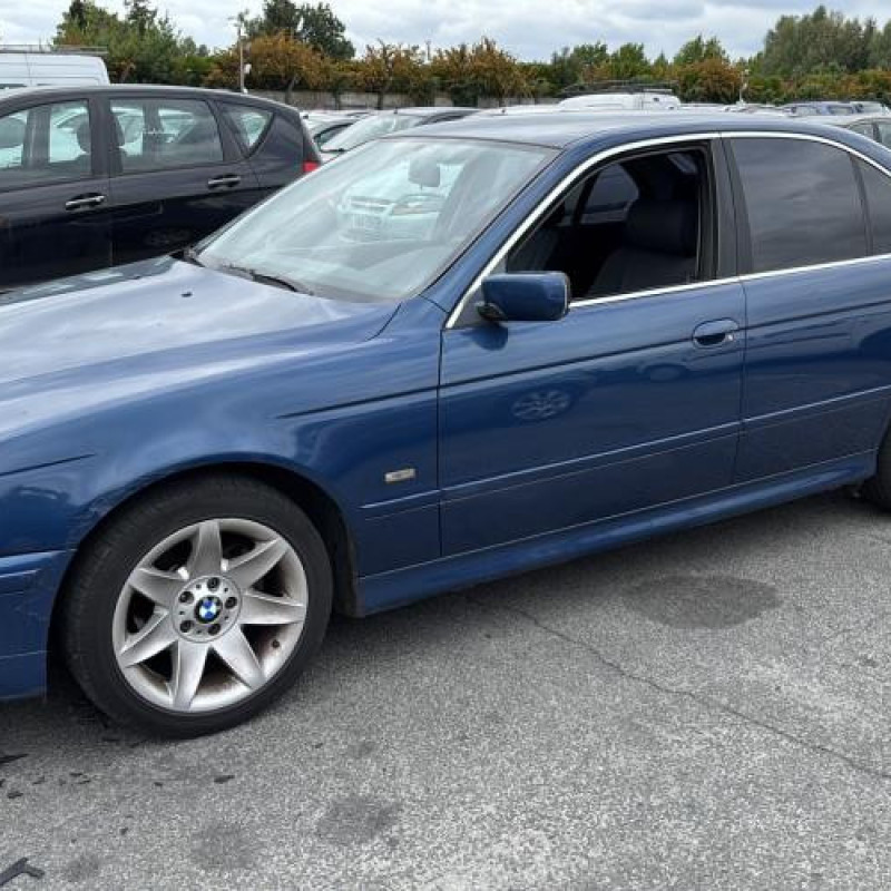 Pare choc arriere BMW SERIE 5 E39 Photo n°10