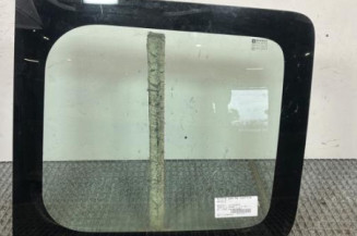 Vitre porte coffre droit RENAULT TRAFIC 2 Photo n°1