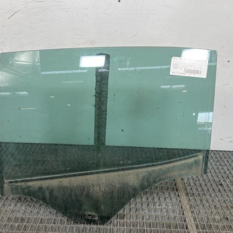 Vitre arriere gauche RENAULT MEGANE 4 Photo n°1