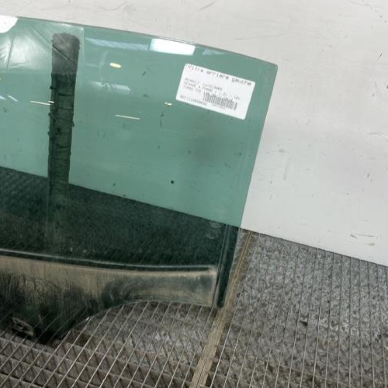 Vitre arriere gauche RENAULT MEGANE 4 Photo n°3