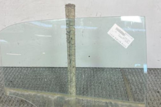Vitre arriere droit HYUNDAI I 20 2 Photo n°1