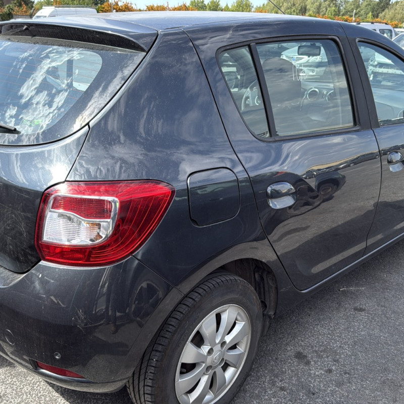 DACIA SANDERO 2 PHASE 1 1.2i - 16V Photo n°3