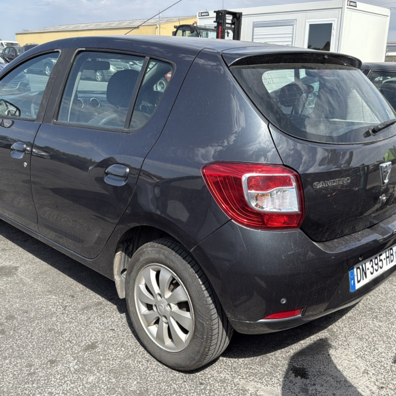 DACIA SANDERO 2 PHASE 1 1.2i - 16V Photo n°4