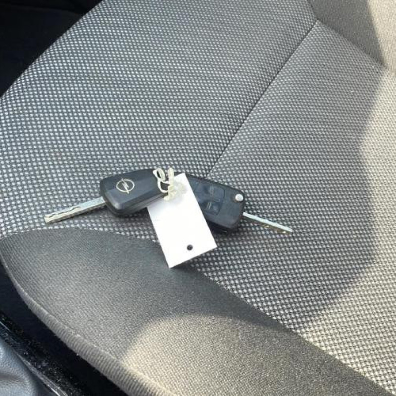 Moteur OPEL ASTRA H Photo n°2