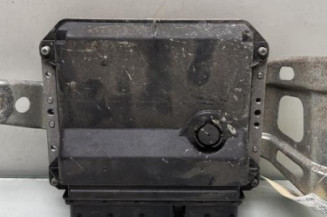 Calculateur moteur TOYOTA YARIS 2