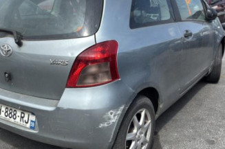 Calculateur moteur TOYOTA YARIS 2