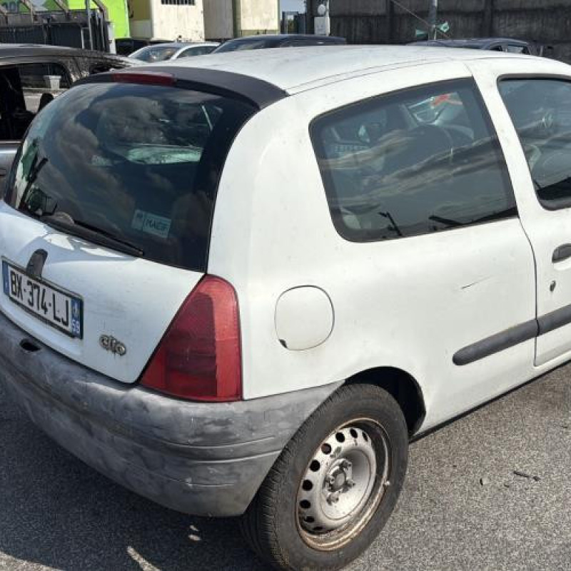 Calculateur moteur RENAULT CLIO 2 Photo n°6