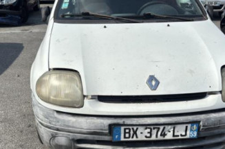 Calculateur moteur RENAULT CLIO 2