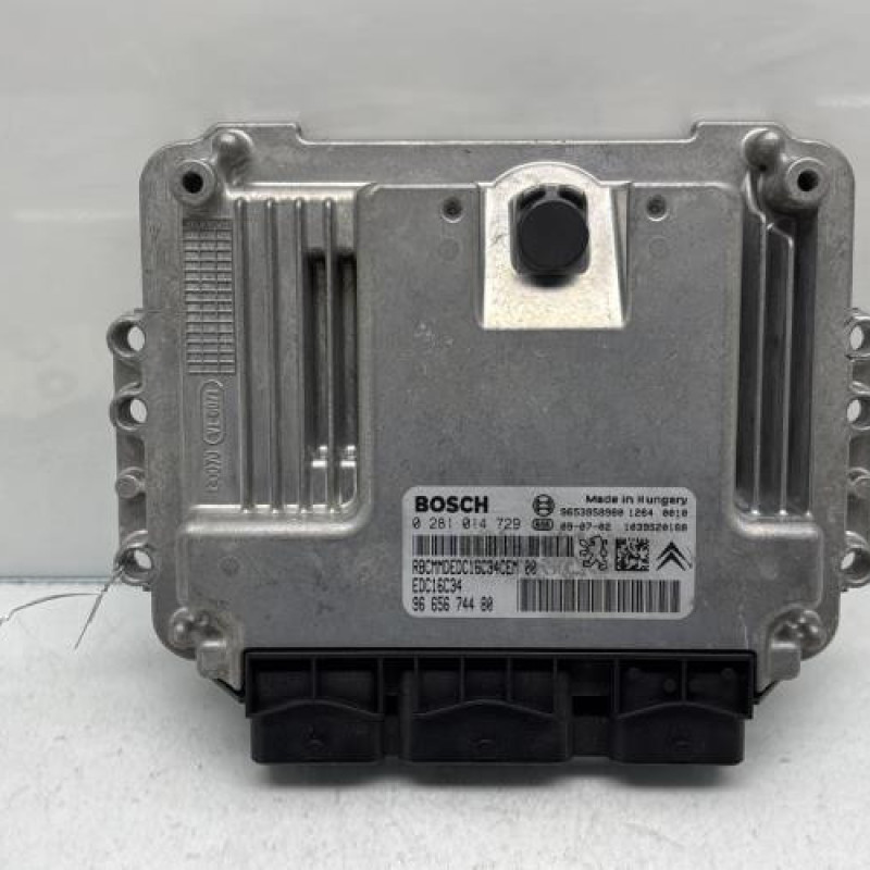 Calculateur moteur CITROEN C4 PICASSO 1 Photo n°2