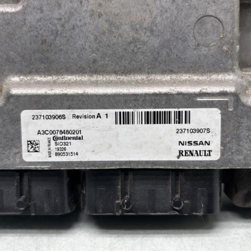 Calculateur moteur RENAULT MASTER 3 Photo n°2