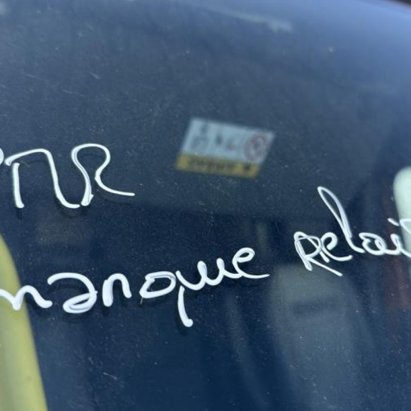 Calculateur moteur RENAULT MASTER 3 Photo n°17