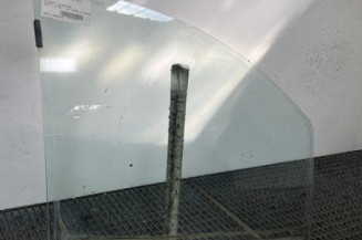 Vitre avant droit PEUGEOT BIPPER