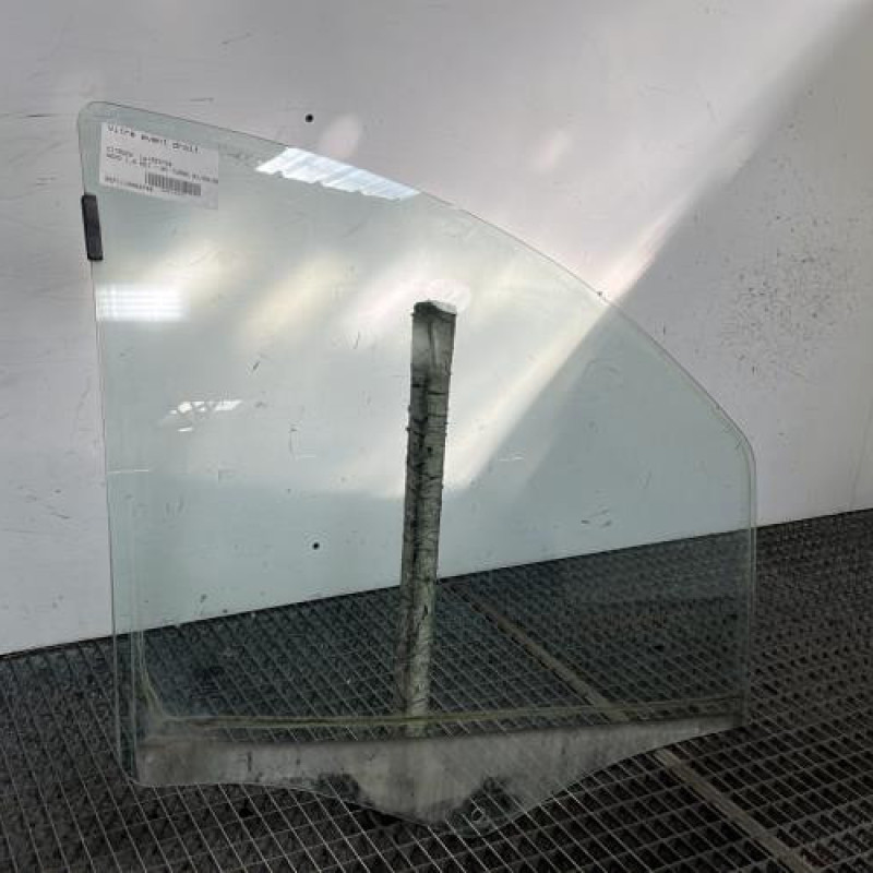 Vitre avant droit PEUGEOT BIPPER Photo n°3