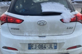 Vitre avant gauche HYUNDAI I 20 2