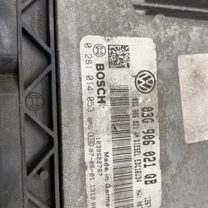 Calculateur moteur VOLKSWAGEN GOLF PLUS Photo n°3