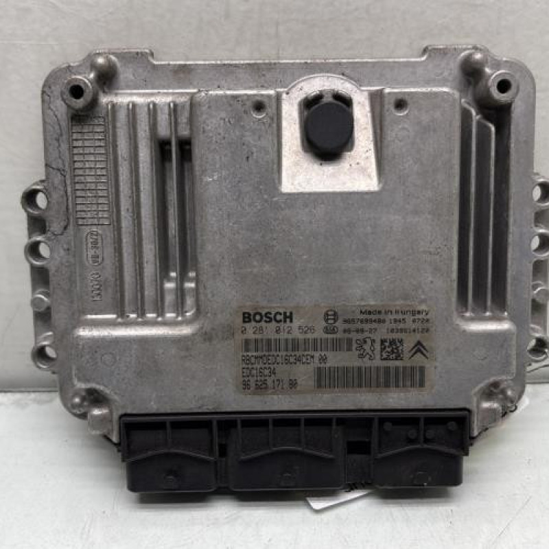 Calculateur moteur PEUGEOT 207 Photo n°1