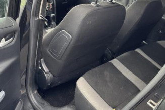 Calculateur moteur PEUGEOT 207