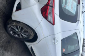 Calculateur moteur TOYOTA YARIS 3