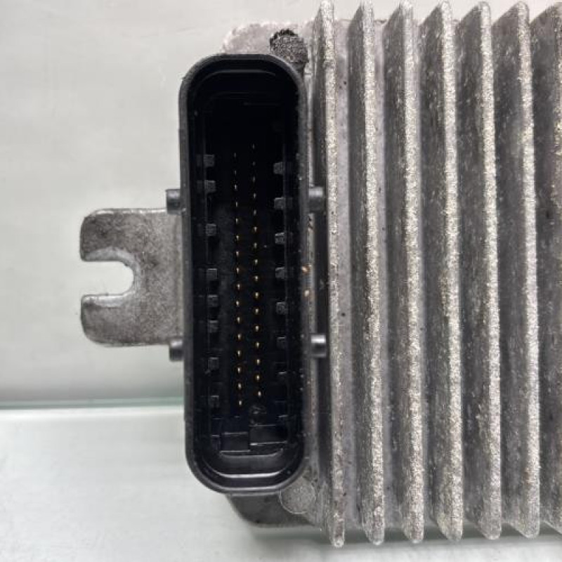 Calculateur moteur OPEL ASTRA G Photo n°2