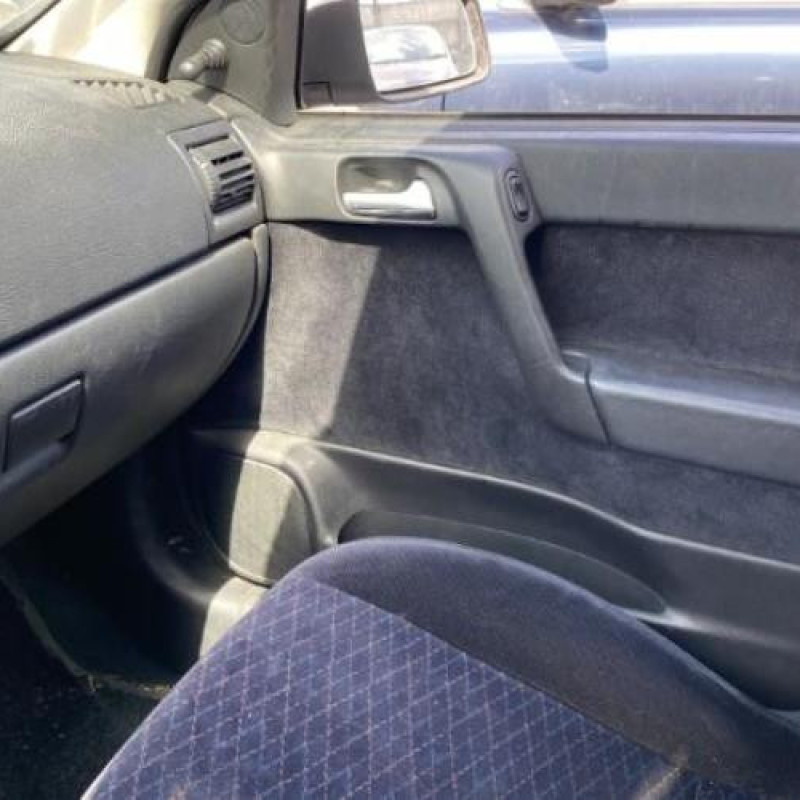 Calculateur moteur OPEL ASTRA G Photo n°12