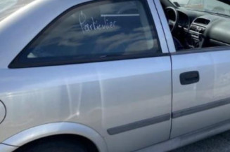 Calculateur moteur OPEL ASTRA G