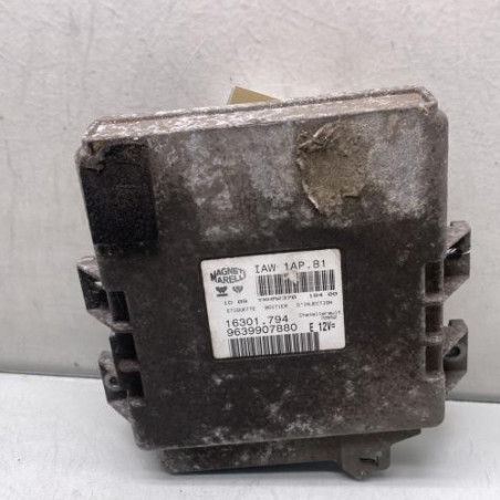 Calculateur moteur PEUGEOT 206 Photo n°1